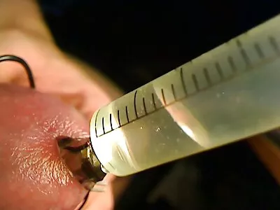 Szőke ingyen xxx filmek leveszi a melltartóját