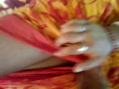 Fiatal szuka simogatja videó pornó a punci