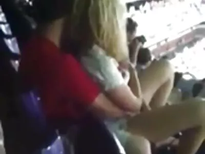 Megdöbbentő szexi kerek párcserés pornó popsi
